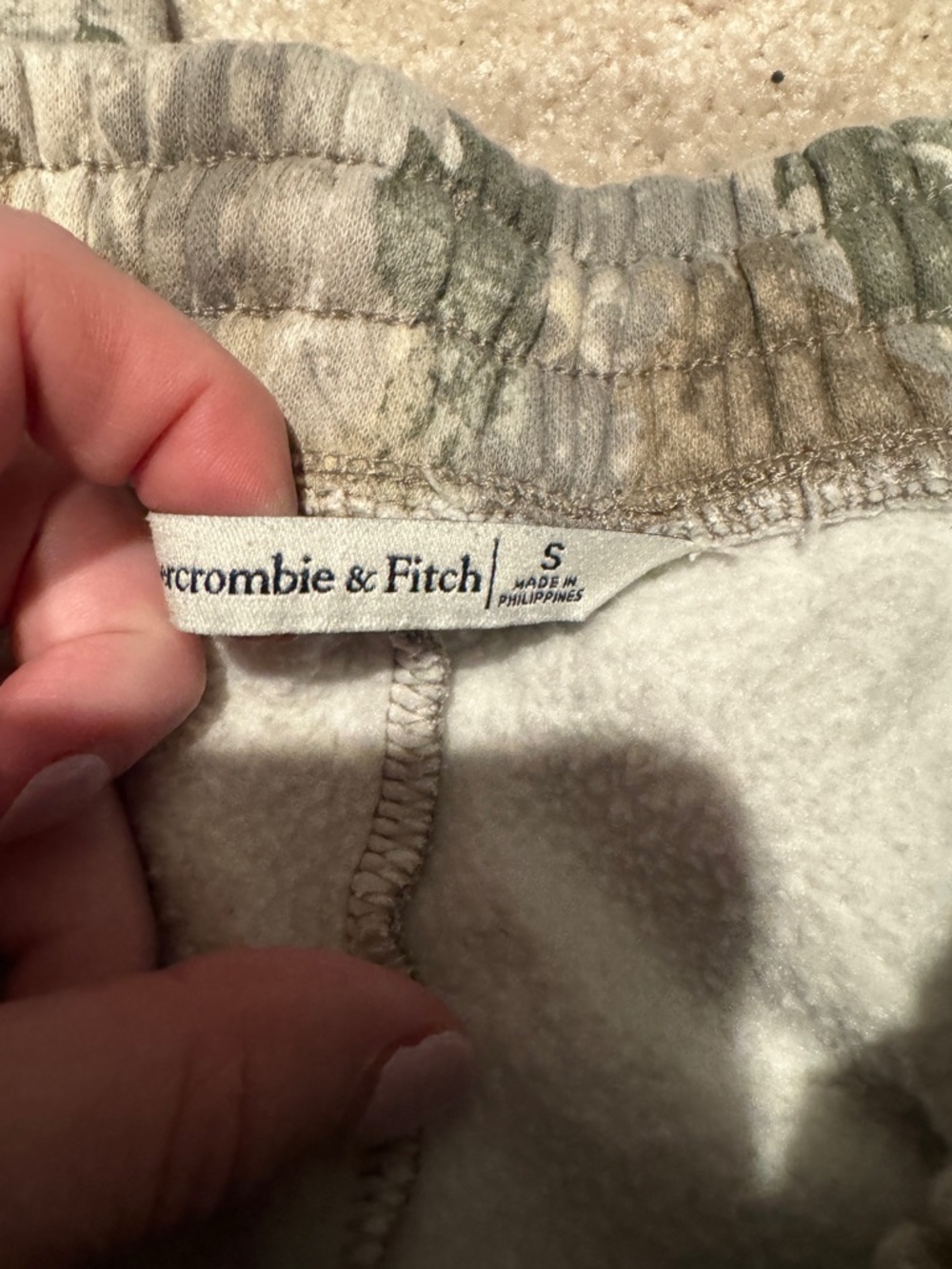 Abercrombie jogger sweatpants - Picture 2 of 4